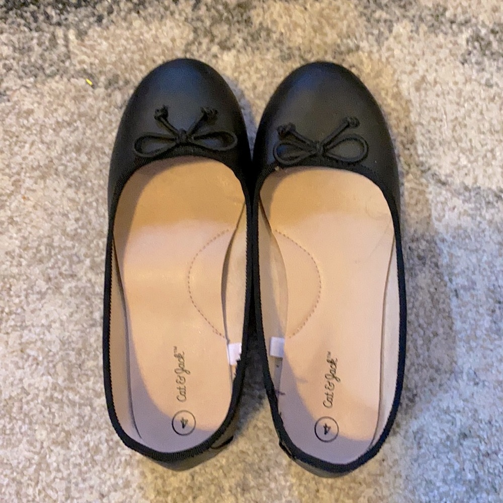 Black Ballet Flats